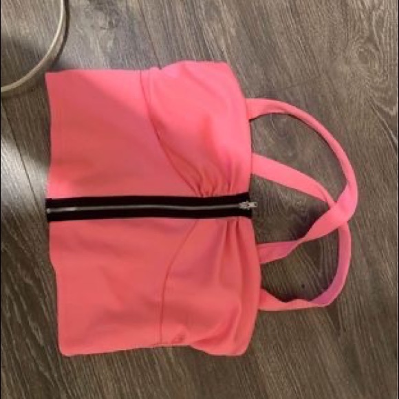 Pink crop top - Picture 2 of 2